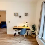Mabu Homes - Mitten In