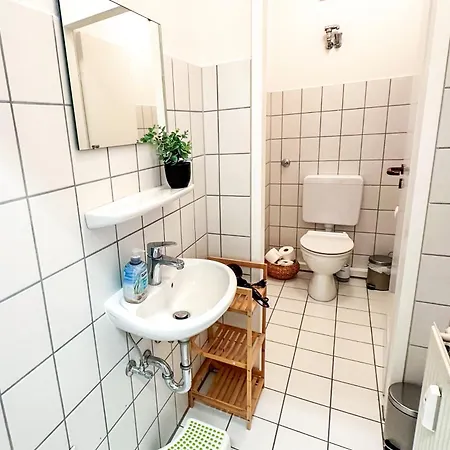 Mabu Homes - Mitten In *
